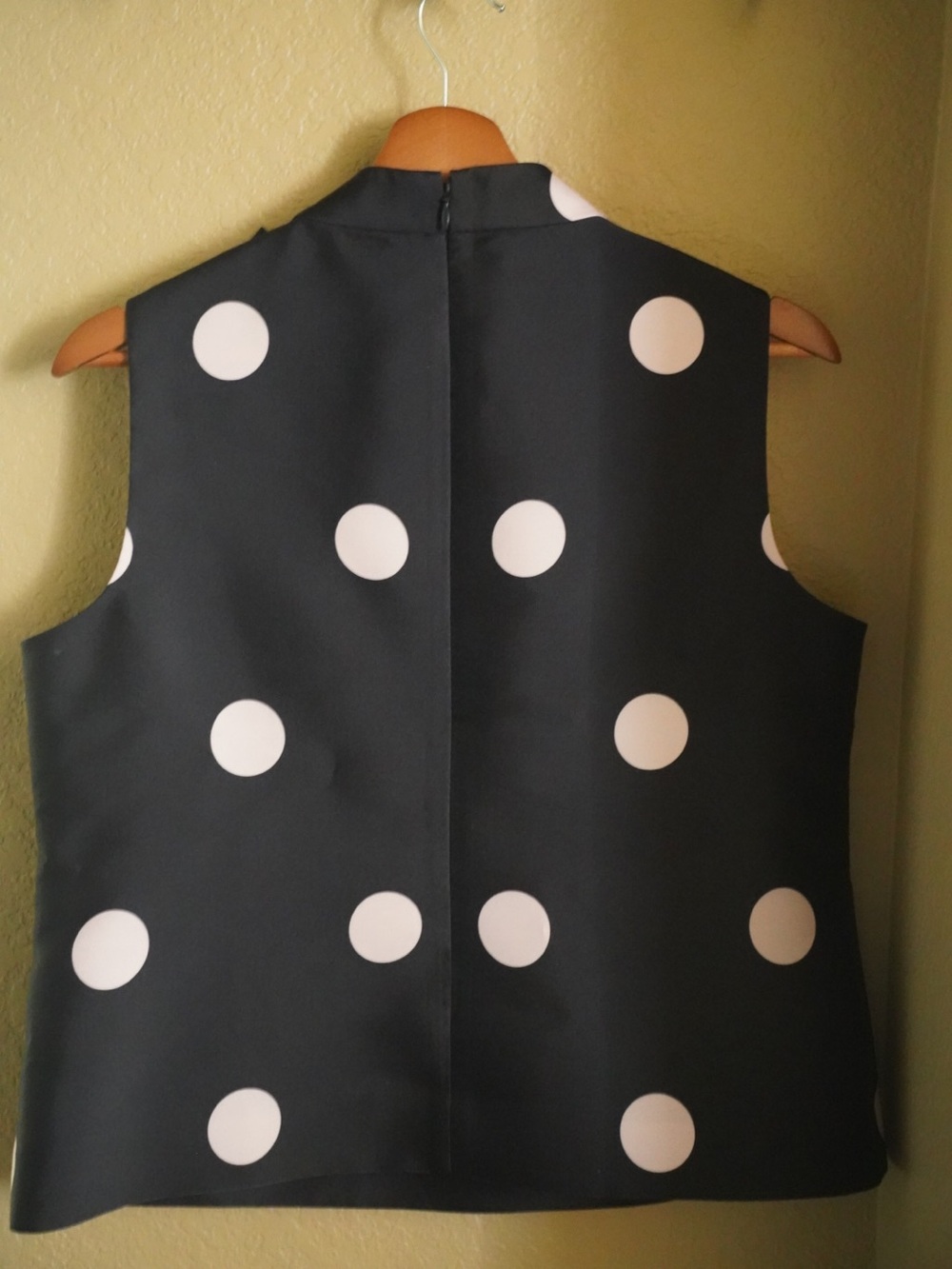 Kate Spade Sleeveless Top - Navy Pink Dot Bow Neck - Picture 3 of 4